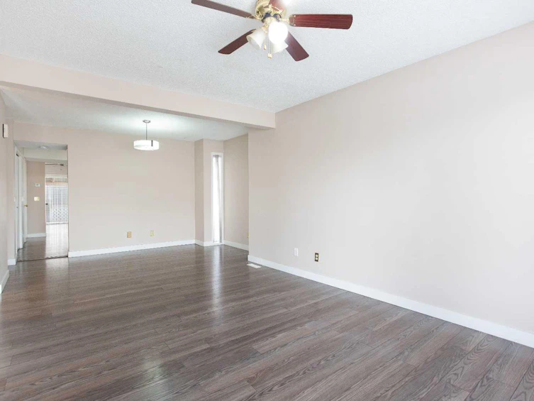 17 Martindale Drive NE, Calgary, AB, T3J 2V7 - 4