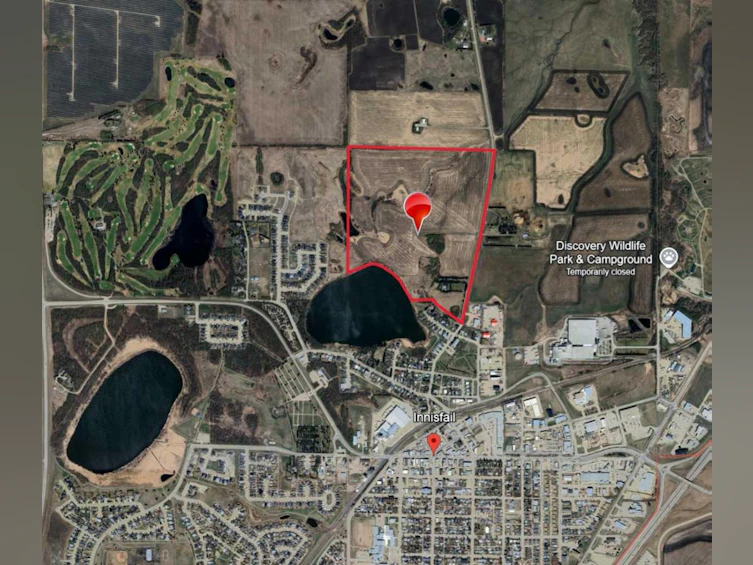 5901 50 Avenue, Innisfail, AB, T4G 1R7