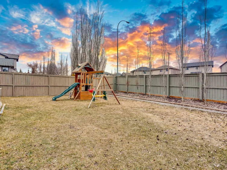 2832 Coopers Manor SW, Airdrie, AB, T4B 3J7 - 37