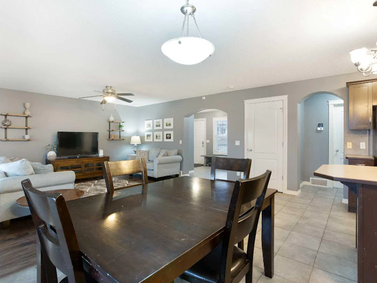 2832 Coopers Manor SW, Airdrie, AB, T4B 3J7 - 11