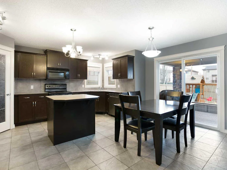 2832 Coopers Manor SW, Airdrie, AB, T4B 3J7 - 8