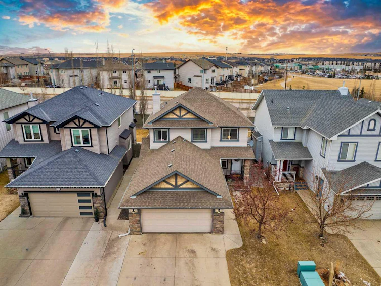 2832 Coopers Manor SW, Airdrie, AB, T4B 3J7 - 36