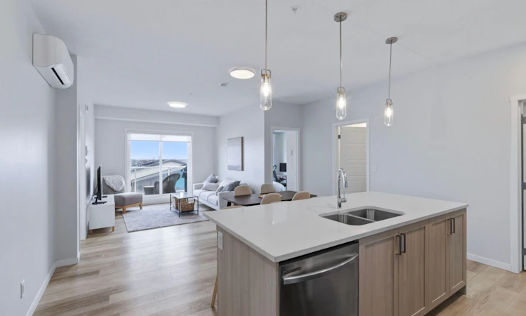 1411-220 Seton Grove SE