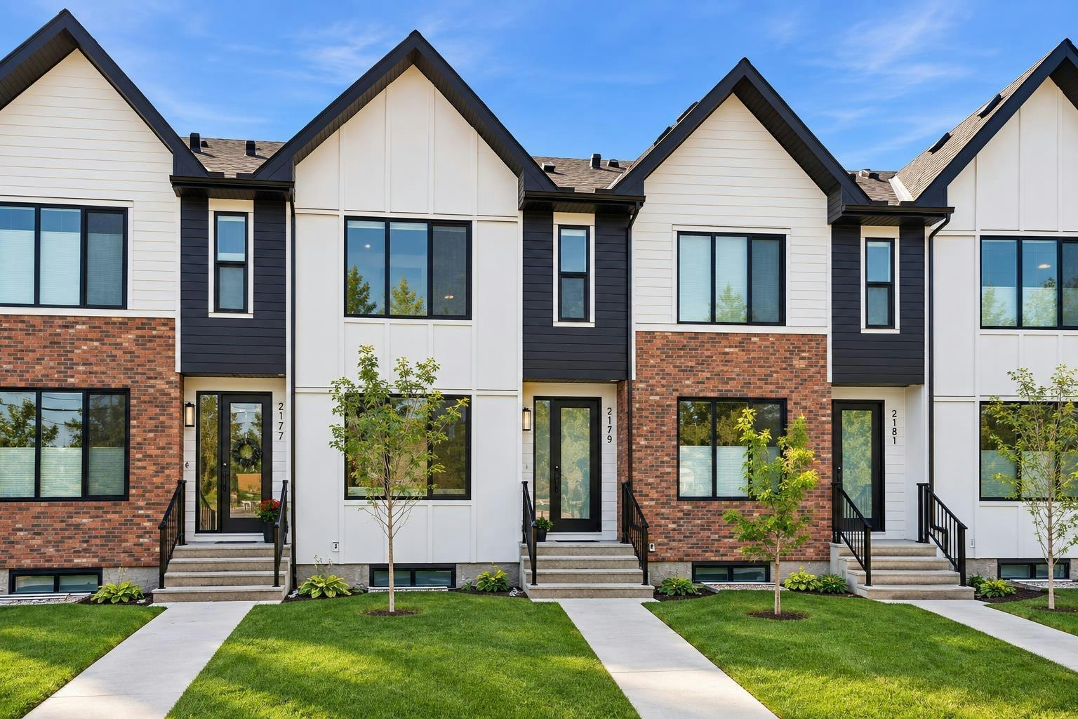 2179 49 Avenue SW, Calgary, AB, T2T 6Z9