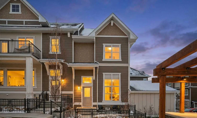 103 Cranbrook Walk SE