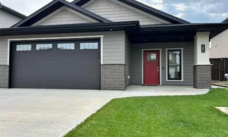 108 Gateway Mews S