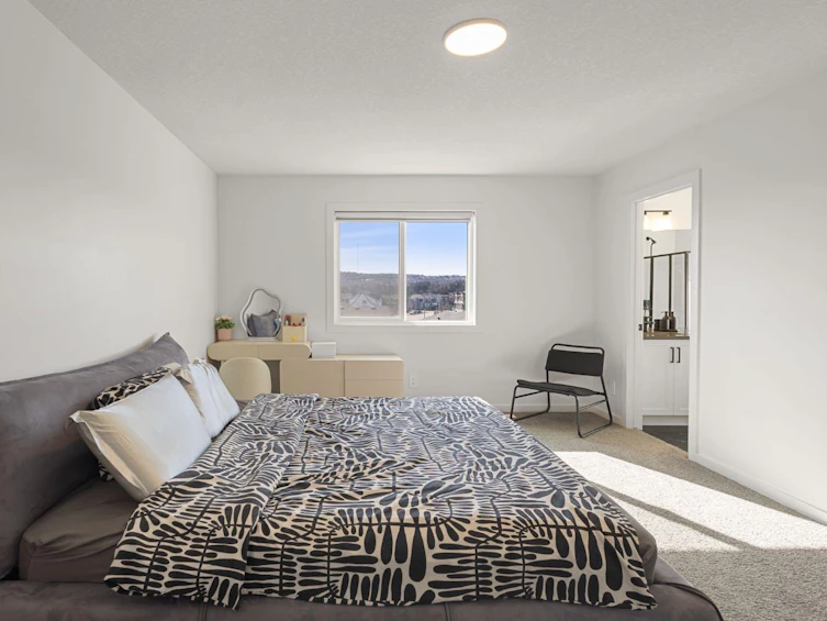 75 Royston Heath NW, Calgary, AB, T3L 0K3 - 22