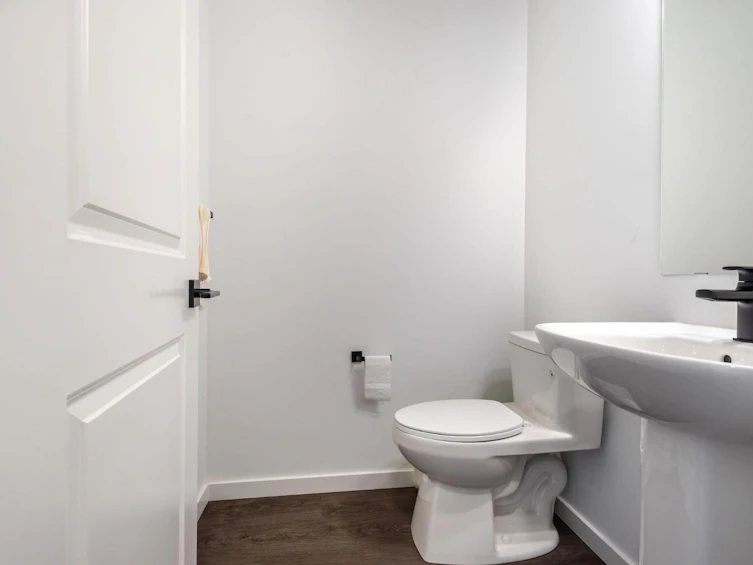 75 Royston Heath NW, Calgary, AB, T3L 0K3 - 15
