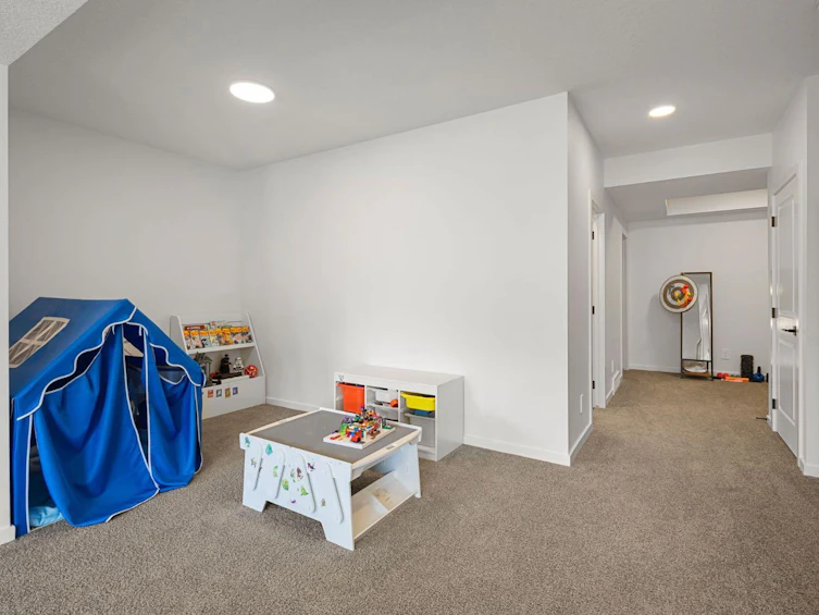 75 Royston Heath NW, Calgary, AB, T3L 0K3 - 36