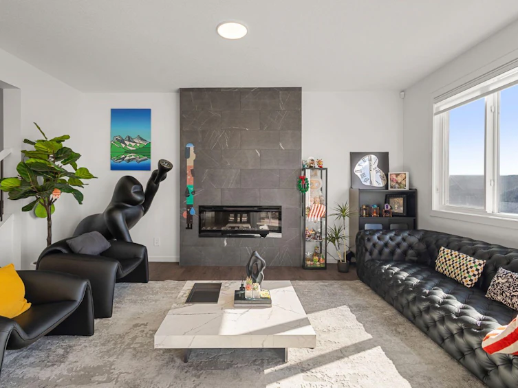 75 Royston Heath NW, Calgary, AB, T3L 0K3 - 10