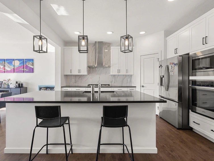 75 Royston Heath NW, Calgary, AB, T3L 0K3 - 5