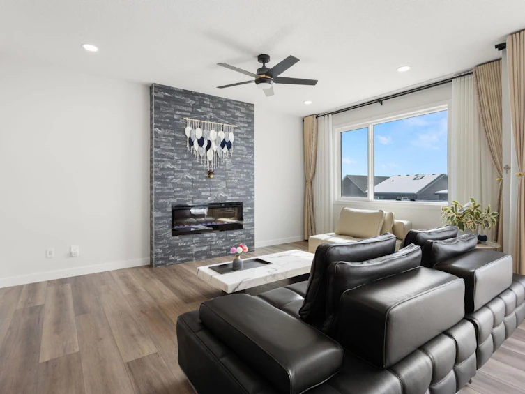 67 Royston Heath NW, Calgary, AB, T3L 0K3 - 9