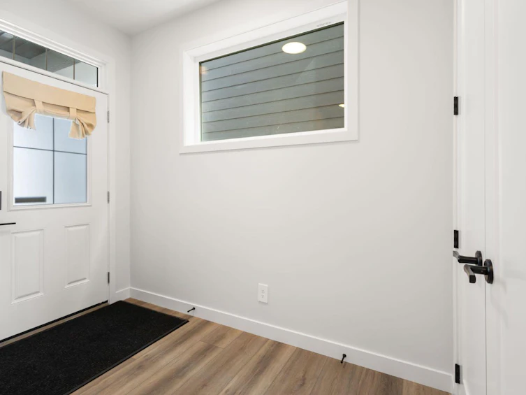 67 Royston Heath NW, Calgary, AB, T3L 0K3 - 3