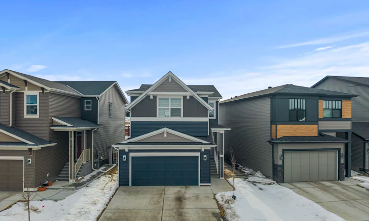 353 Herron Mews NE
