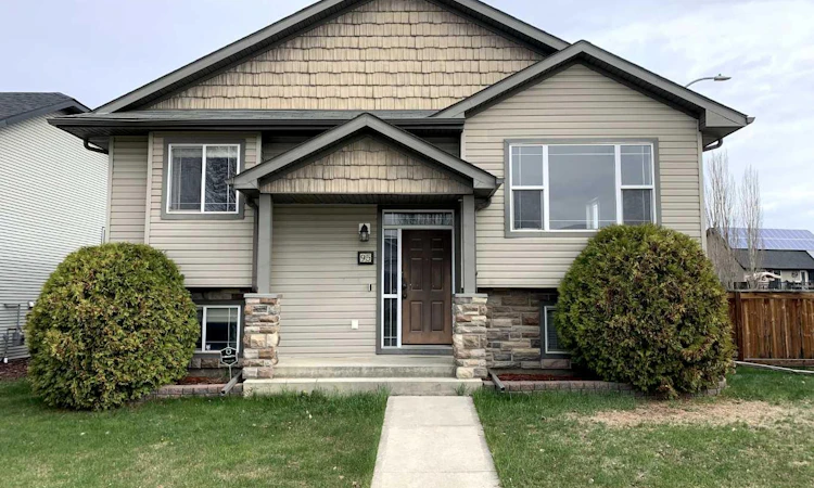 95 Inglewood Drive