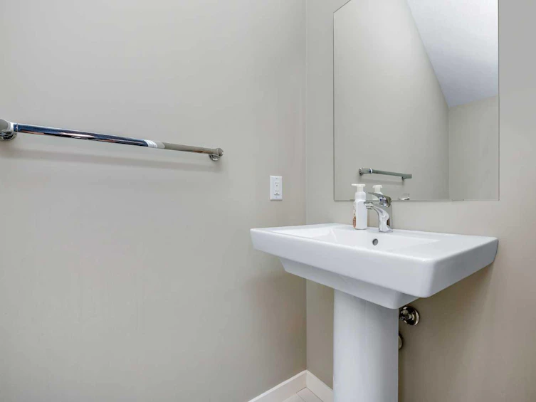 100 Copperstone Villas SE, Calgary, AB, T2Z 5E3 - 14