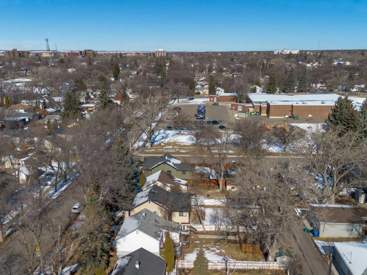 957 12 Street S, Lethbridge, AB, T1J 2S8 - 42