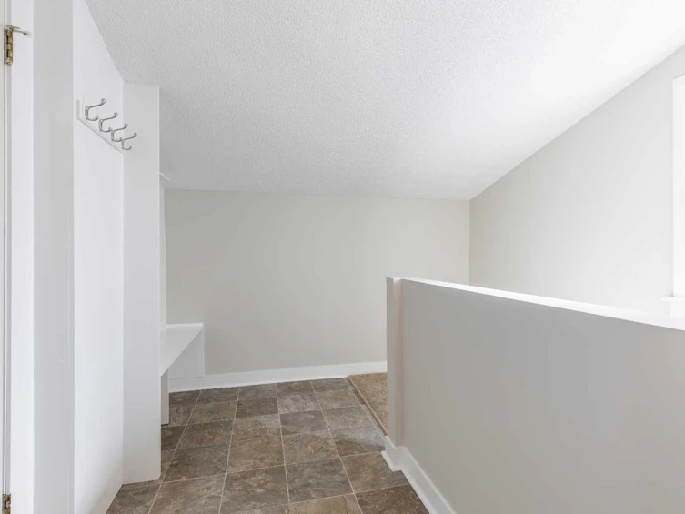957 12 Street S, Lethbridge, AB, T1J 2S8 - 18