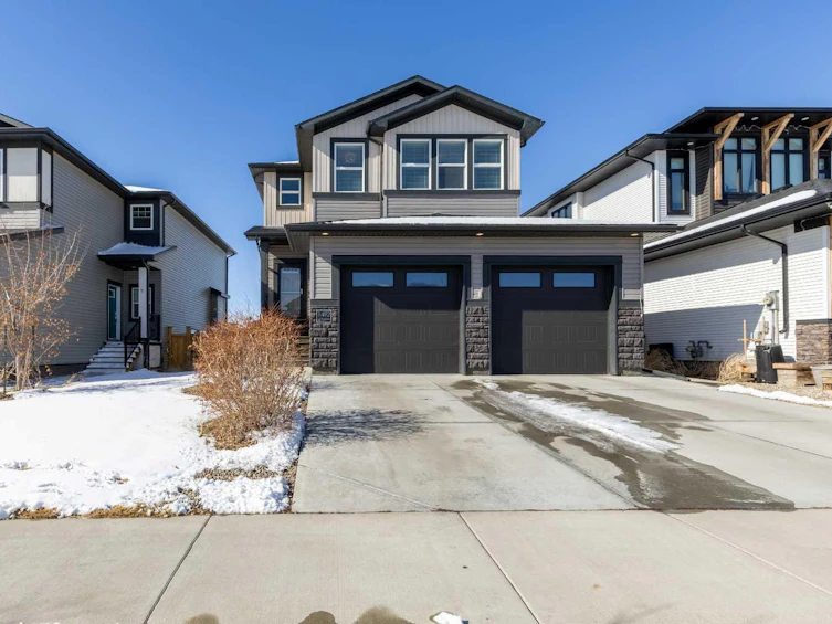 1492 Coalbanks Boulevard W, Lethbridge, AB, T1J 5L5