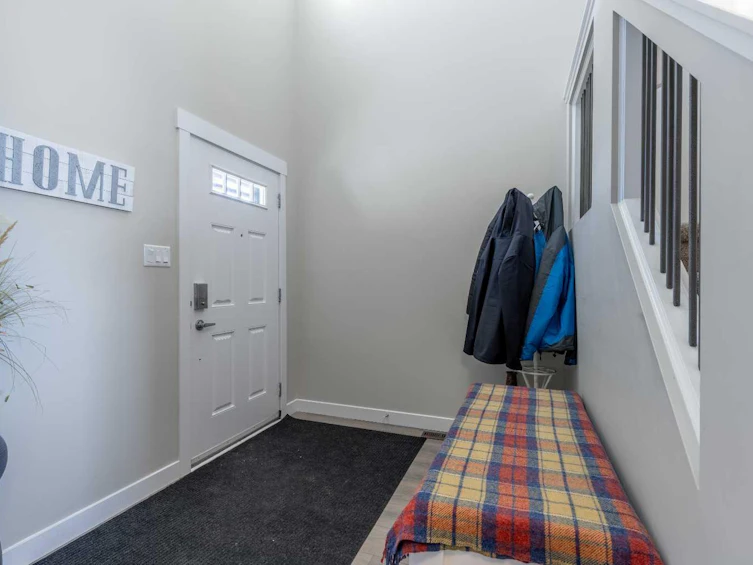 1492 Coalbanks Boulevard W, Lethbridge, AB, T1J 5L5 - 4