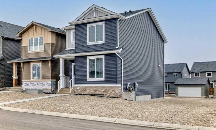 48 Monarch Bend