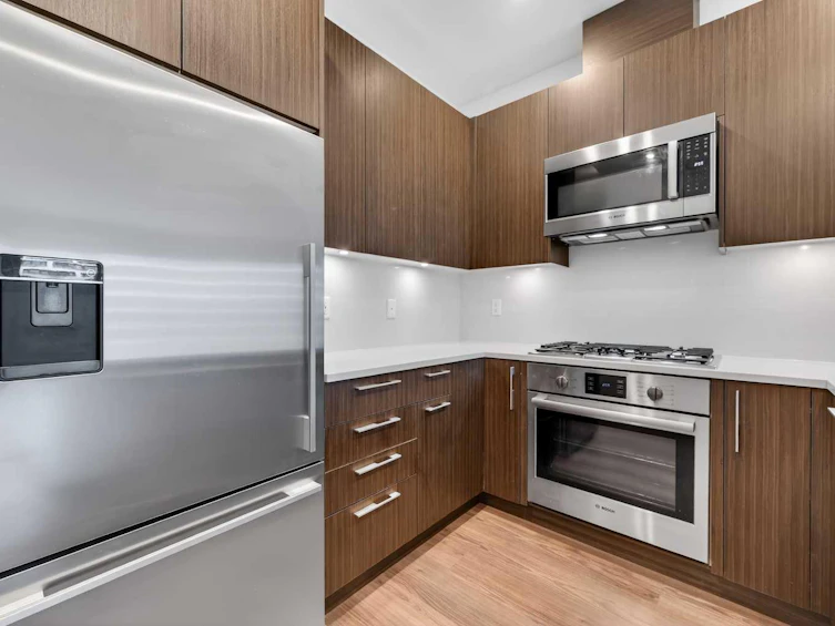 627-88 9 Street NE, Calgary, AB, T2E 4E1 - 9