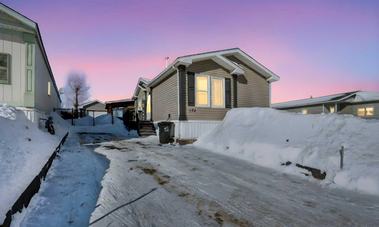 172 Gregoire Crescent