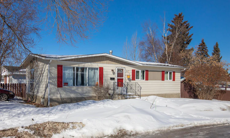 62 Parkland Drive