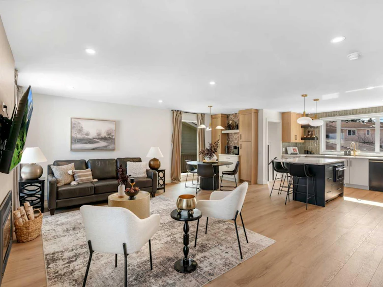 959 Parkwood Way SE, Calgary, AB, T2J 3V4 - 8