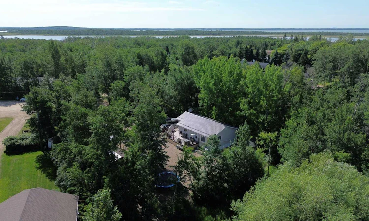 502 Plover Close