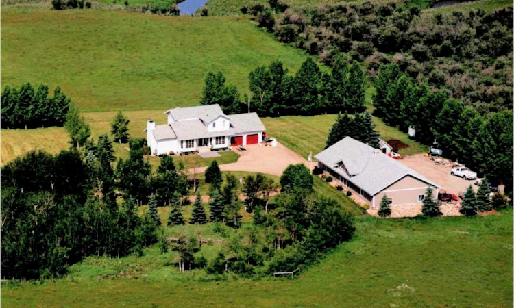 3216 Township Road 303 Road