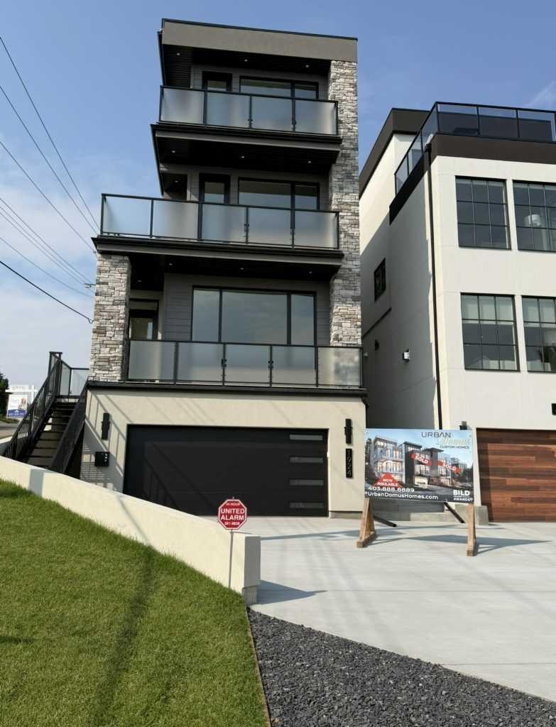 1924 10 Avenue NW, Calgary, AB, T2N 1G3