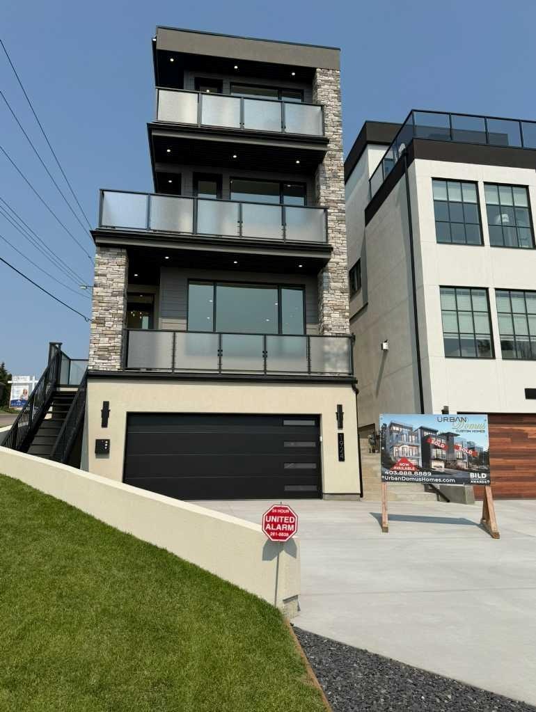 1924 10 Avenue NW, Calgary, AB, T2N 1G3