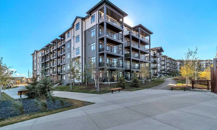 305-30 Sage Hill Walk NW