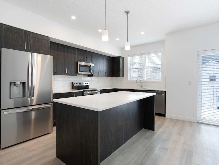 438 Copperstone Manor SE, Calgary, AB, T2Z 5G4 - 5