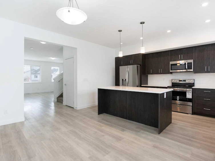438 Copperstone Manor SE, Calgary, AB, T2Z 5G4 - 8
