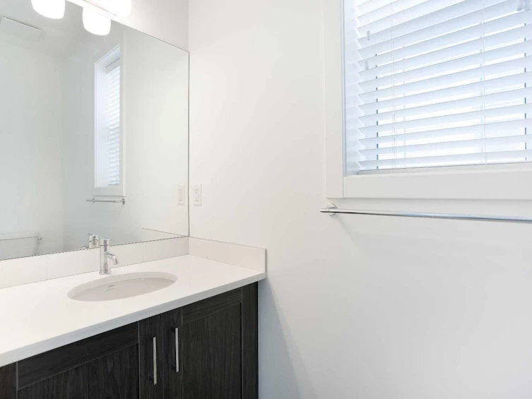 438 Copperstone Manor SE, Calgary, AB, T2Z 5G4 - 10