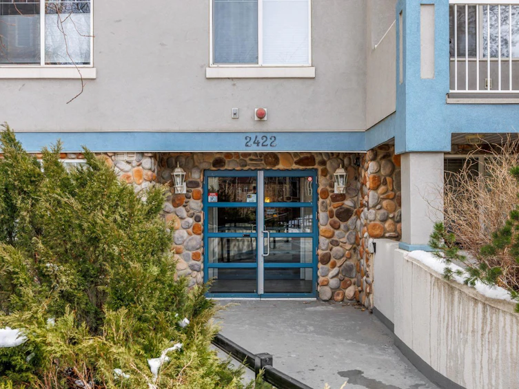 305-2422 Erlton Street SW, Calgary, AB, T2S 3B6 - 2