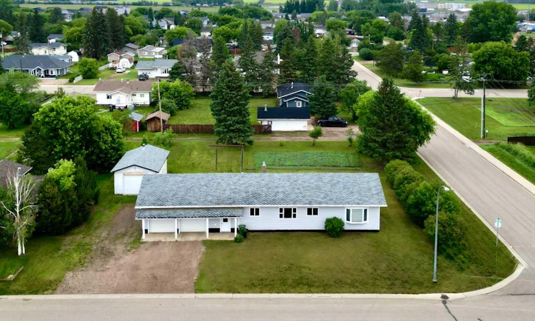 10202 99 Ave