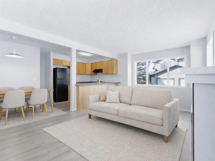 52 Panatella Villas NW, Calgary, AB, T3K 0G6 - 4