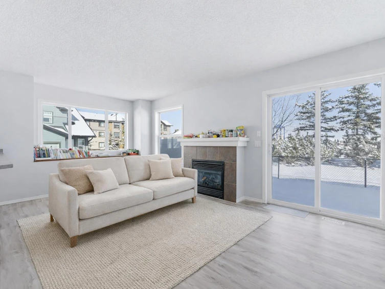 52 Panatella Villas NW, Calgary, AB, T3K 0G6 - 3