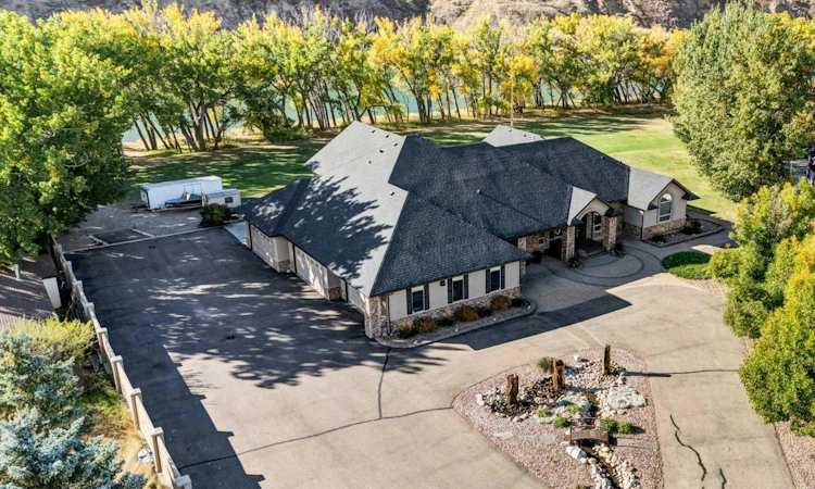 29 Sunvalley Court SW
