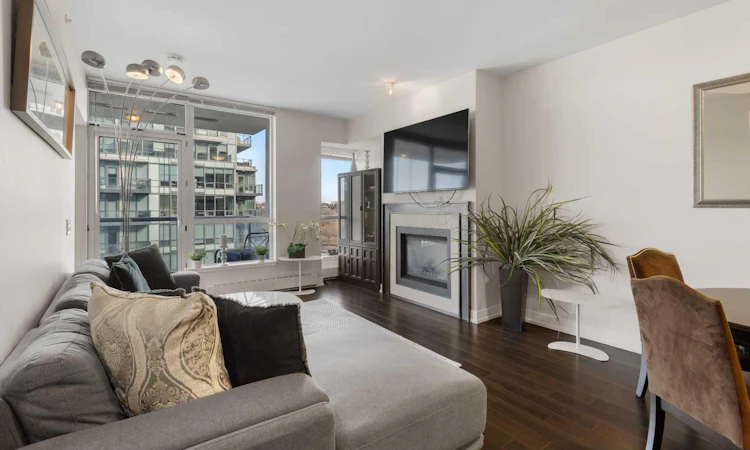 1322-222 Riverfront Avenue SW