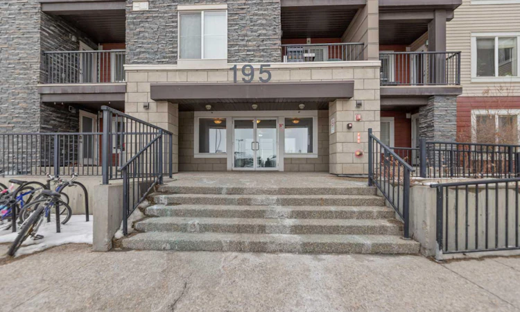 224-195 Kincora Glen Road NW