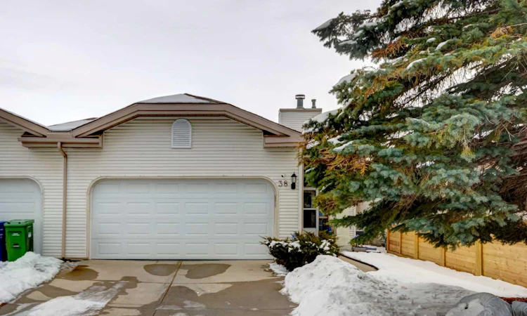 38 Millbank Hill SW