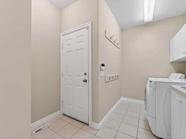 3 Hampstead Hill NW, Calgary, AB, T3A 6E5 - 17