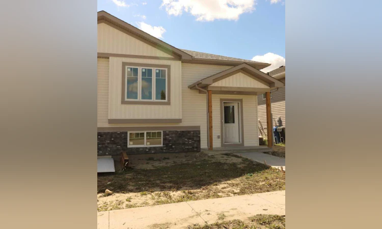 443 Henricks Drive