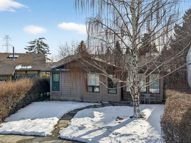 100 Strathcona Close SW, Calgary, AB, T3H 1L3 - 44