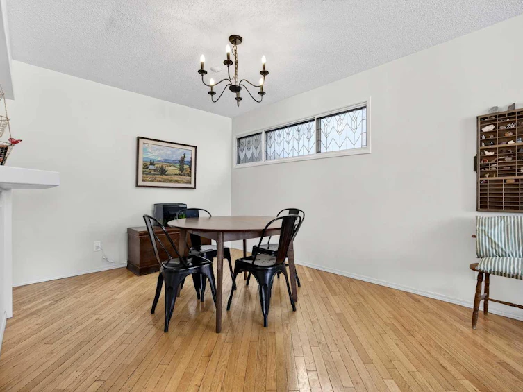 100 Strathcona Close SW, Calgary, AB, T3H 1L3 - 16