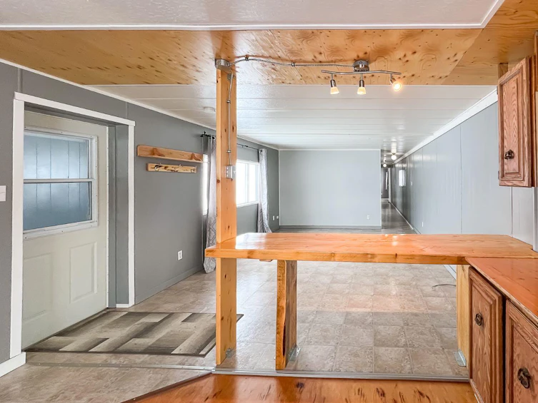 5128 North Avenue, Smoky River M.D., AB, T0H 1G0 - 9